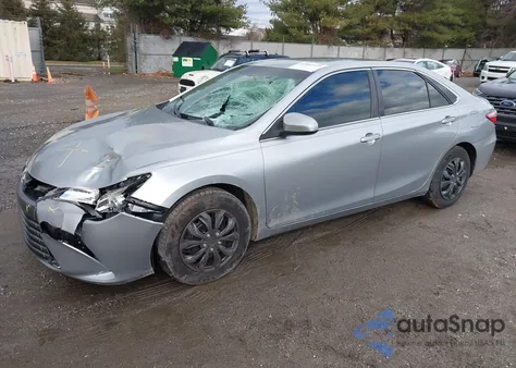 2015 Toyota Camry Le из США, поврежденный, VIN 4T4BF1FK4FR462974